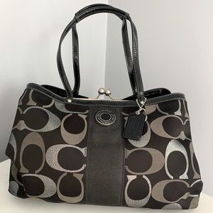 Coach signature cc handbag black